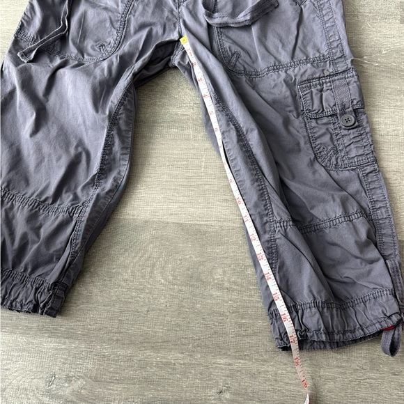 Y2K edc purple low rise cargo capris - Picture 6 of 9